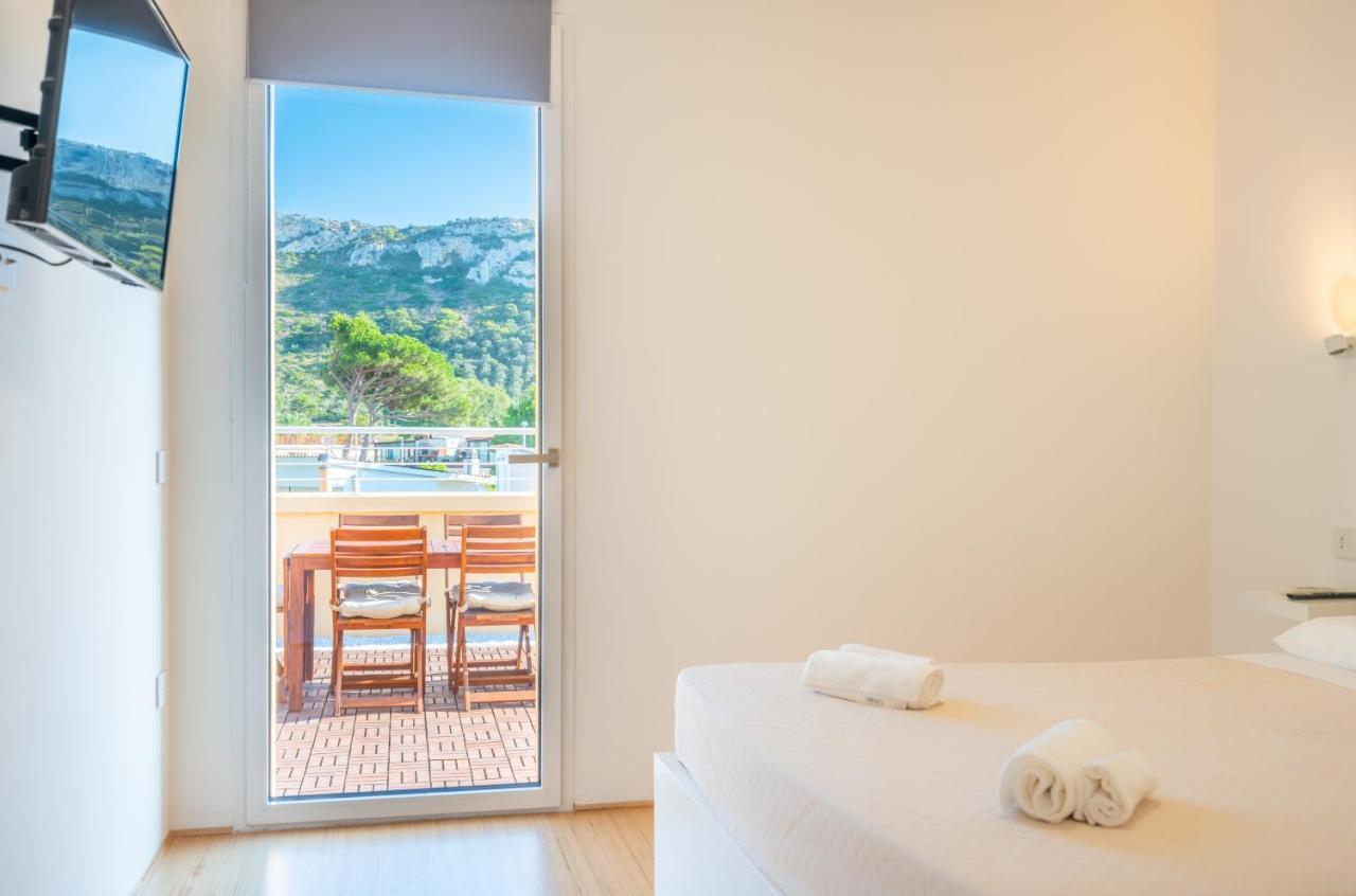 Terrazza Sella Del Diavolo - Vista Mare - Wifi Ac Lägenhet Cagliari Exteriör bild