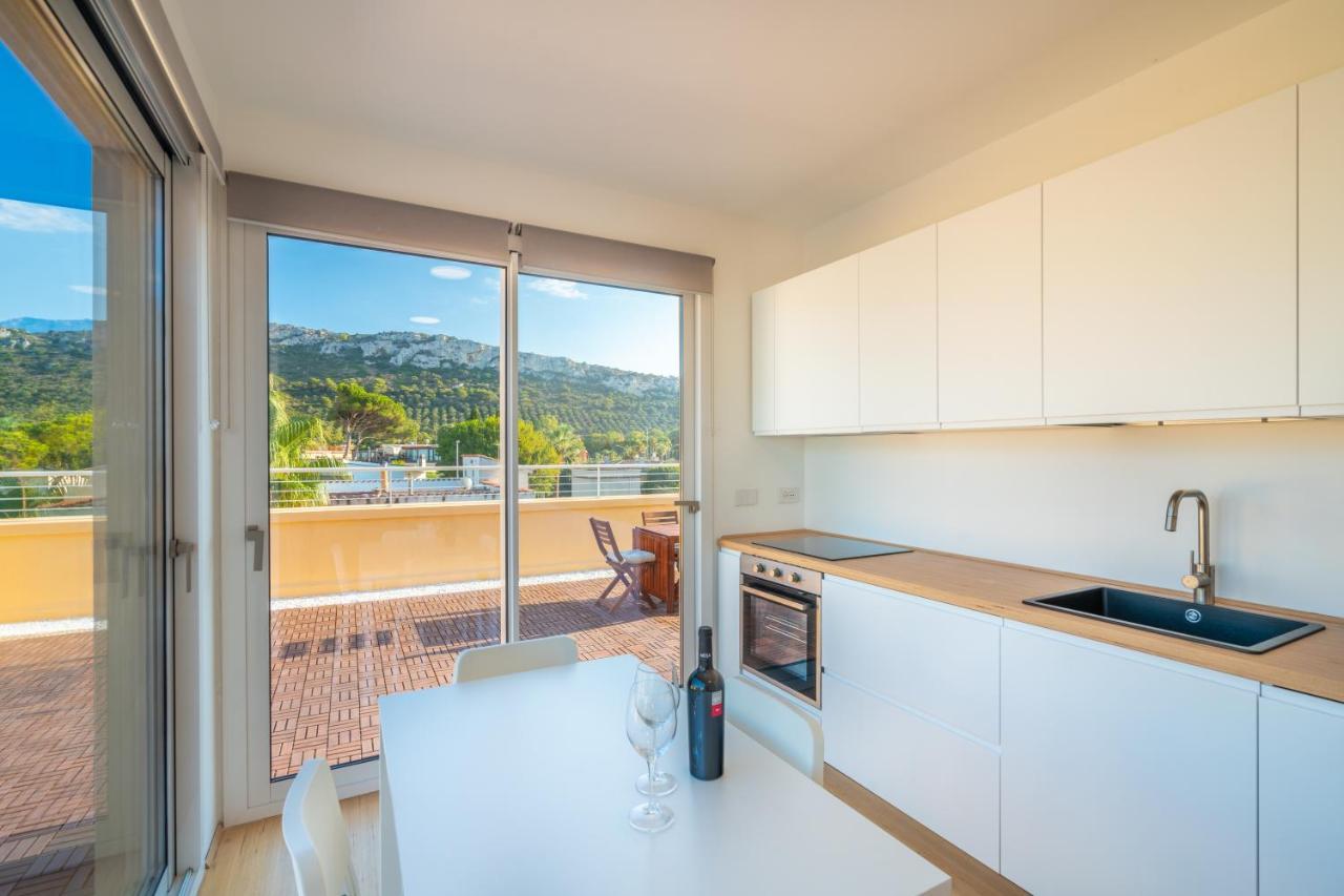 Terrazza Sella Del Diavolo - Vista Mare - Wifi Ac Lägenhet Cagliari Exteriör bild